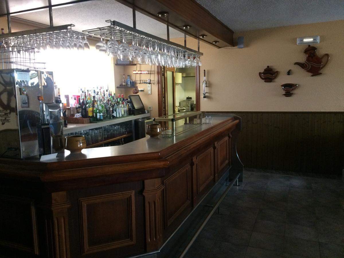 Hotel Brisamar Banugues Екстер'єр фото